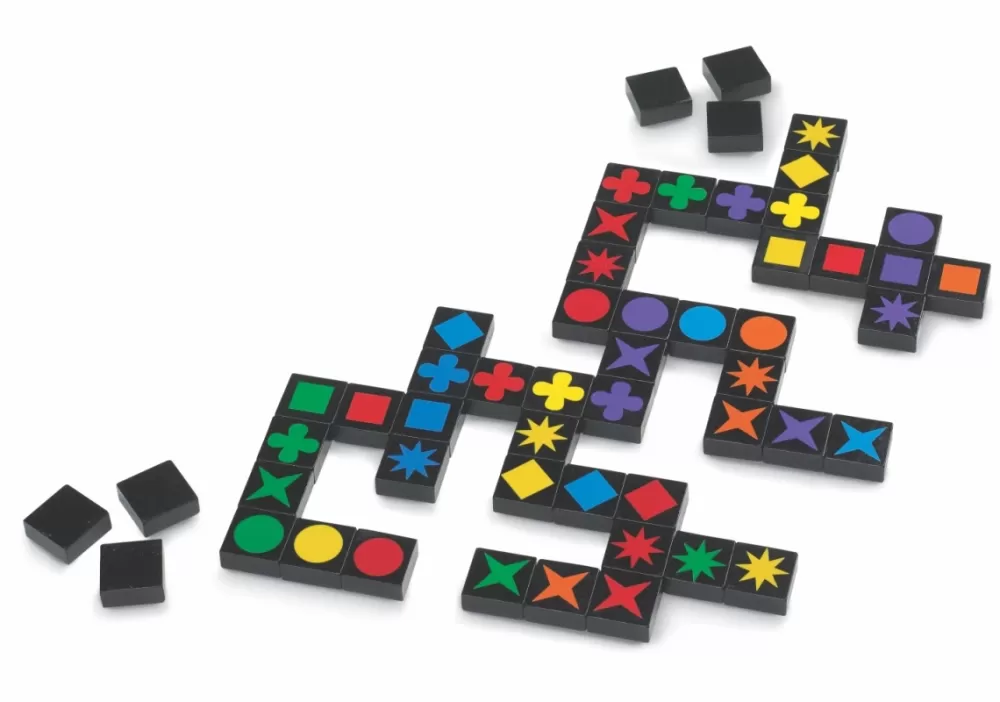 Sale MindWare Qwirkle Travel Edition